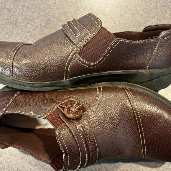 ~~Clarks Cheyn Madi 10M Slip-On Loafers Shoes Dark Brown Women's Slip On Comfort - Picture 1 of 7